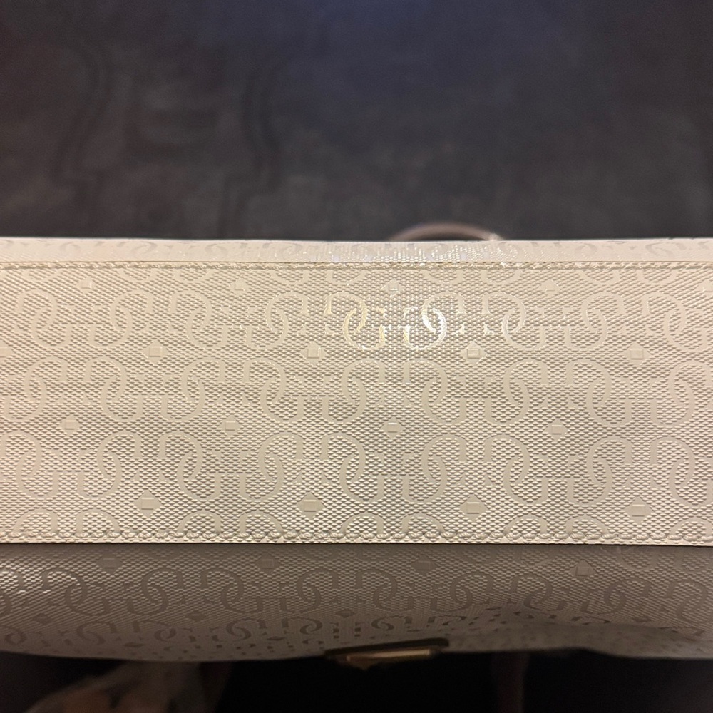 NWT GUESS White, Gray and Tan Tote Bag With Plastic Still On Hardware Plus Charm - Picture 6 of 14